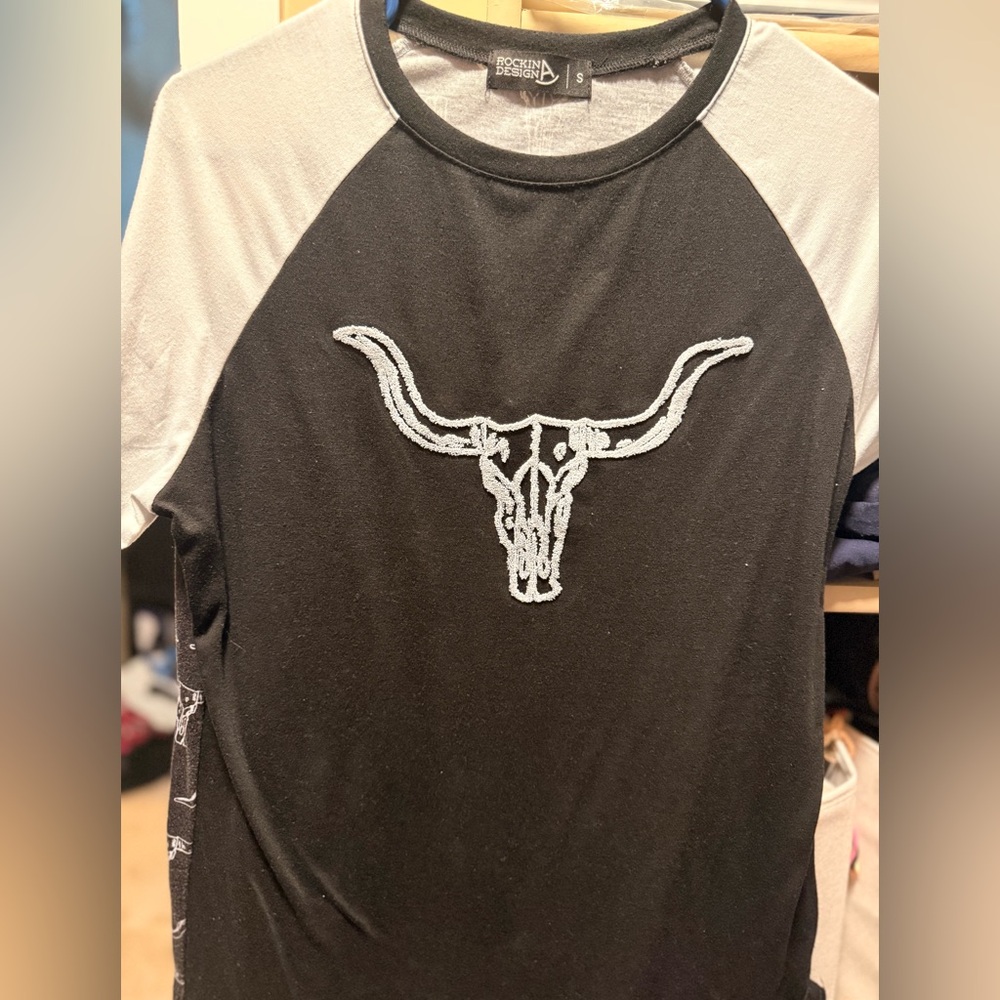 Black and white Short Sleeve Tee